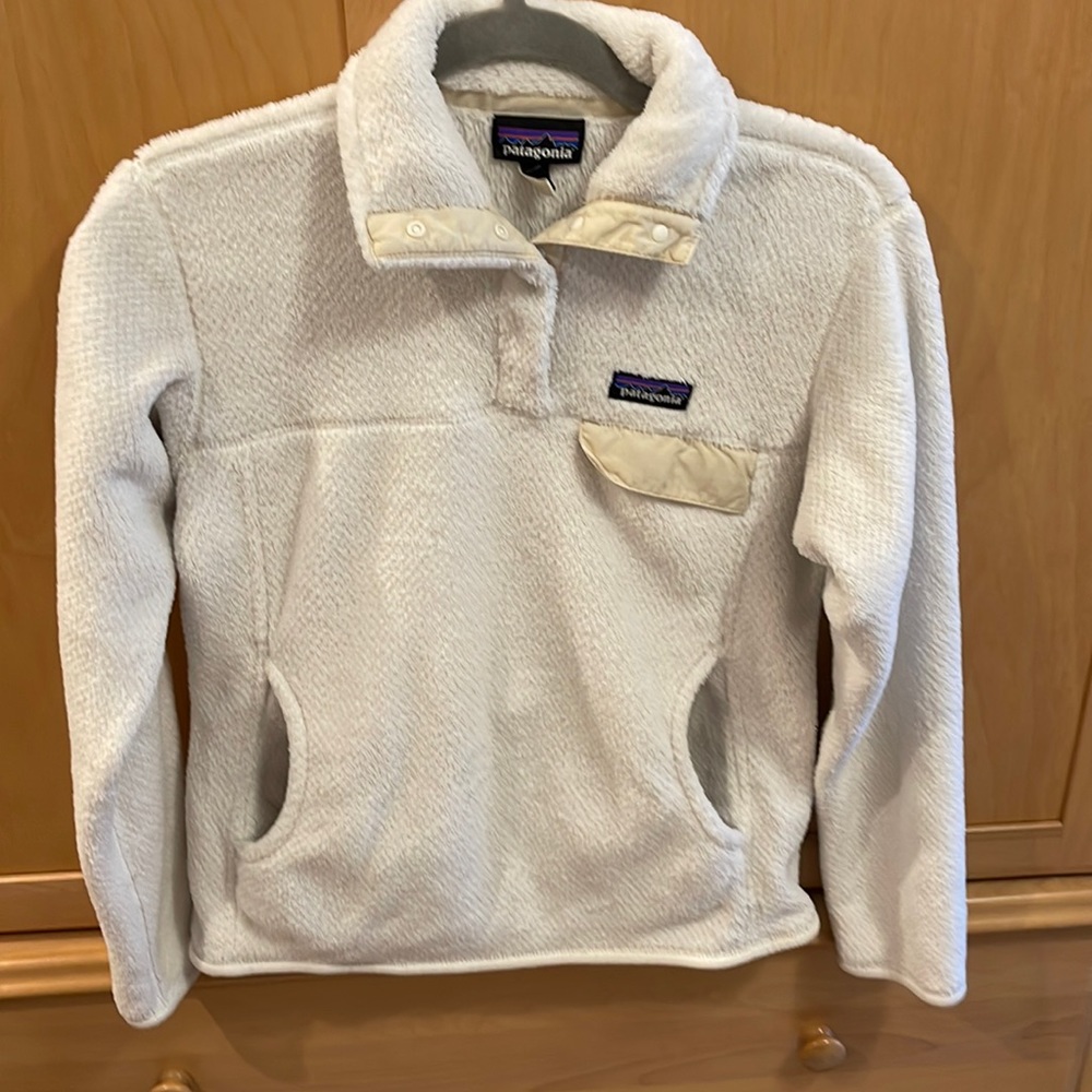 Patagonia fleece pullover